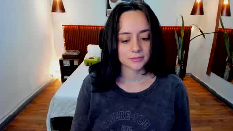 Snapshot of kora_shadow chatting on February 25, 7:23 pm Kora Shadow online show from February 25, 7:23 pm