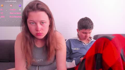 Twiix online show from April 21, 4:23 pm