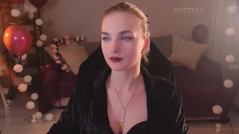 Kottyaa cb FOLLOWING  online show from November 27, 3:36 pm