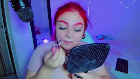 Khloe online show from February 12, 2:45 am