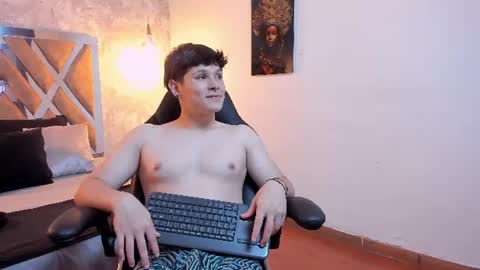 Snapshot of kraven_lust chatting on June 13, 3:37 am Kraven online show from June 13, 3:37 am