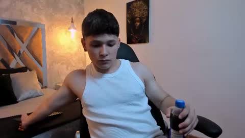 Snapshot of kraven_lust chatting on June 17, 3:09 am Kraven online show from June 17, 3:09 am