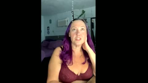 kreamyk420 online show from April 24, 2:19 pm