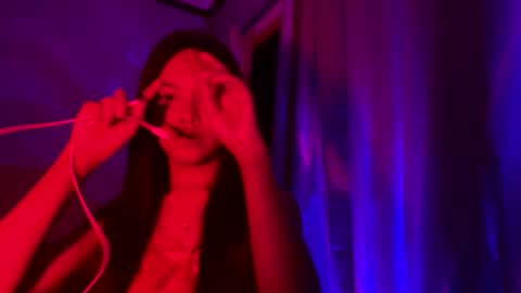 krimpie_xx online show from March 1, 4:20 pm