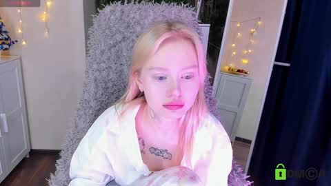 kris_grant online show from December 28, 10:25 am