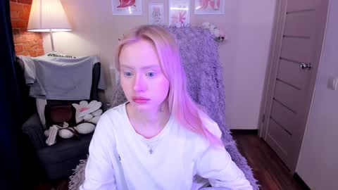 kris_grant online show from January 20, 10:18 am