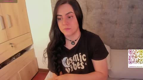 Snapshot of kristalina5 chatting on April 28, 2:21 am camila online show from April 28, 2:21 am
