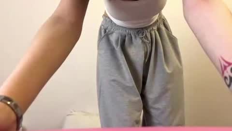 Snapshot of kristelbrigantino chatting on April 15, 7:58 pm Kristen online show from April 15, 7:58 pm