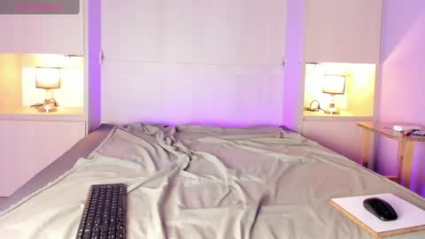 Snapshot of kristelgray chatting on March 3, 6:01 pm kristelgray online show from March 3, 6:01 pm