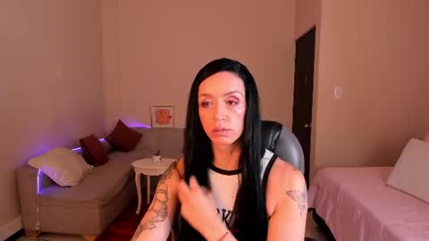 Snapshot of kristen_garner chatting on July 9, 7:40 pm Sophia online show from July 9, 7:40 pm
