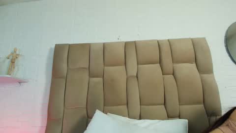 Kristin online show from September 19, 11:33 am