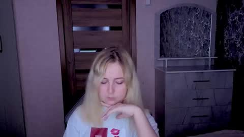 Kristy online show from May 29, 12:19 am