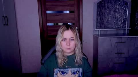 Kristy online show from June 8, 8:53 pm