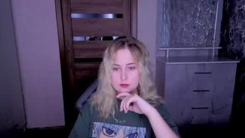 Kristy online show from June 20, 6:11 pm