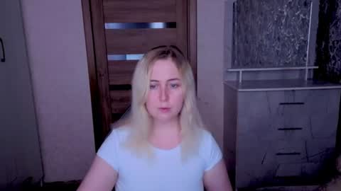 Kristy online show from June 28, 12:00 pm