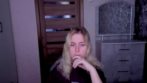 Kristy online show from July 2, 6:08 am