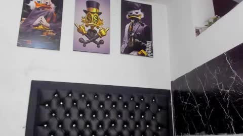 krixty online show from November 12, 7:03 pm