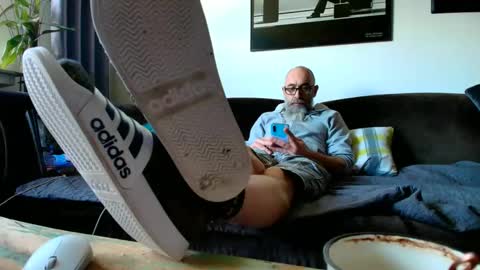 krummersaebel online show from March 3, 3:42 pm