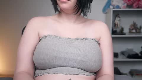 Krystal Syx online show from February 12, 11:44 pm