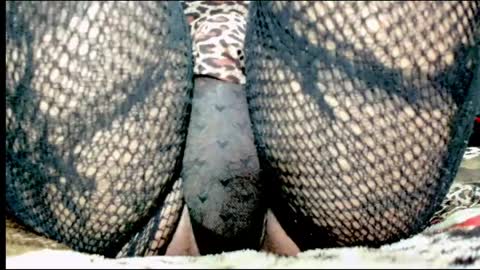 Snapshot of krystarxxx chatting on May 26, 8:38 pm kryxtal online show from May 26, 8:38 pm