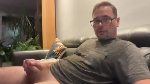 krzysztof1977 online show from July 1, 9:47 pm