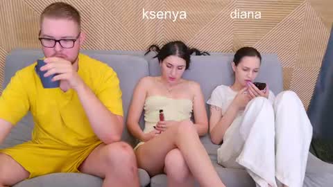 Snapshot of ksenyahot chatting on June 23, 6:22 am WebcamWhore online show from June 23, 6:22 am