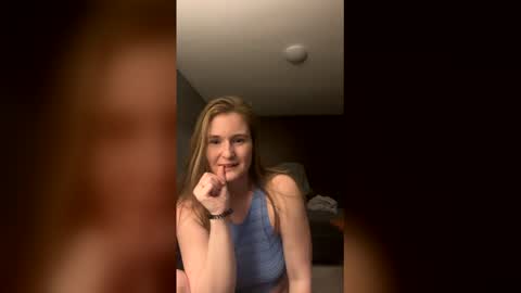 ktbug77 online show from May 23, 7:24 am