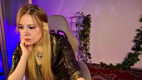 Eileen online show from June 7, 9:13 am