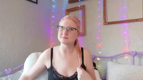 Samantha online show from March 22, 11:08 pm