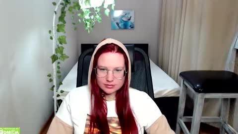 kuri_u online show from February 17, 9:39 am