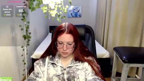 kuri_u online show from March 2, 7:15 am