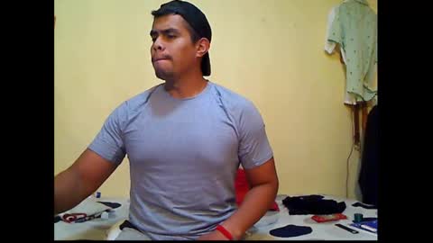 Snapshot of kushlozter chatting on November 8, 6:02 am kushlozter online show from November 8, 6:02 am