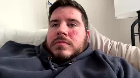 kyle8790 online show from February 28, 7:04 pm