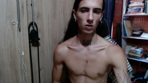 kyleer77 online show from June 16, 4:42 pm