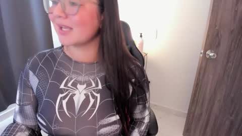 Kyleigh online show from February 12, 10:05 pm