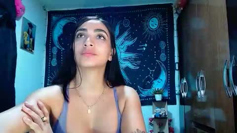 Snapshot of kylie_capricorn chatting on February 3, 2:53 am kylie online show from February 3, 2:53 am