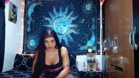 Snapshot of kylie_capricorn chatting on February 10, 9:19 pm kylie online show from February 10, 9:19 pm