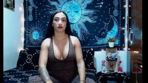 Snapshot of kylie_capricorn chatting on February 25, 10:41 pm kylie online show from February 25, 10:41 pm