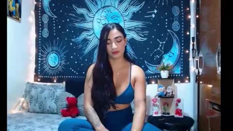 kylie online show from May 5, 8:17 pm