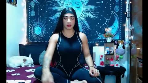 kylie online show from May 21, 10:28 pm