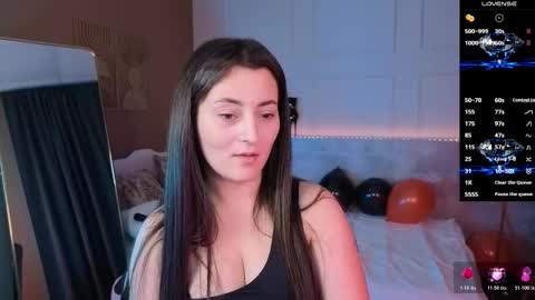 Kylie online show from October 30, 1:34 pm