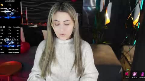 Kylie online show from February 7, 1:26 pm