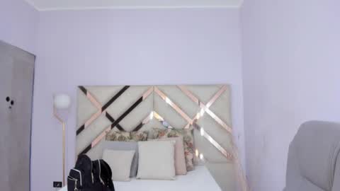 Kylie Reyes  online show from June 2, 7:49 pm