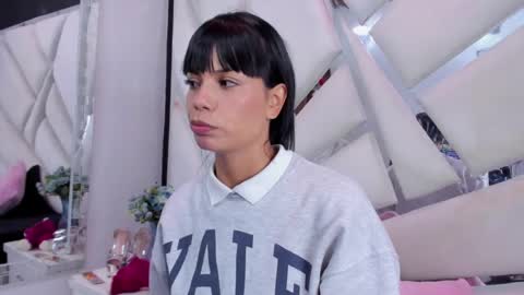 kylie online show from July 12, 2:35 am