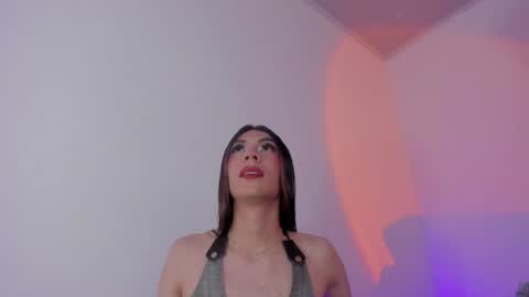 Snapshot of kylie_winx chatting on May 28, 2:47 pm kylie_winx online show from May 28, 2:47 pm