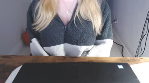 Check Out My NSFW OnlyFans Link On Bio online show from February 13, 10:39 pm