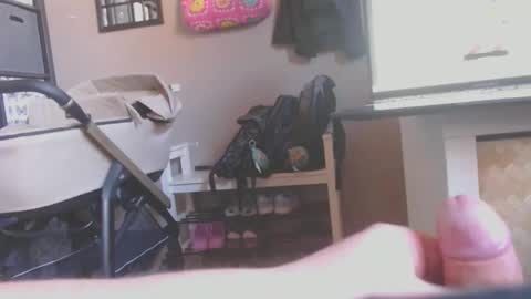 Snapshot of kyron2 chatting on April 7, 8:15 am Romeo online show from April 7, 8:15 am