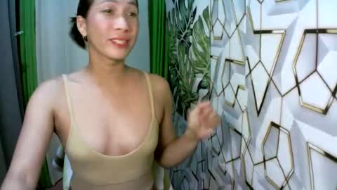 Snapshot of kyutshyne chatting on April 29, 5:17 pm kyutshyne online show from April 29, 5:17 pm
