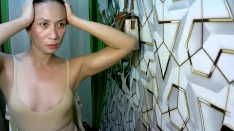 Snapshot of kyutshyne chatting on May 9, 9:09 pm kyutshyne online show from May 9, 9:09 pm