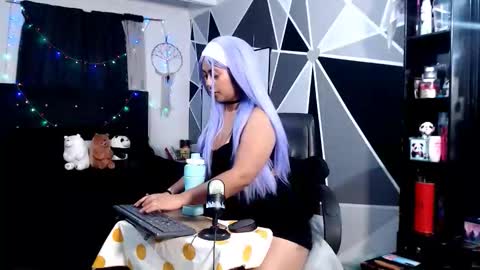 l0lavelvet online show from May 27, 1:13 am